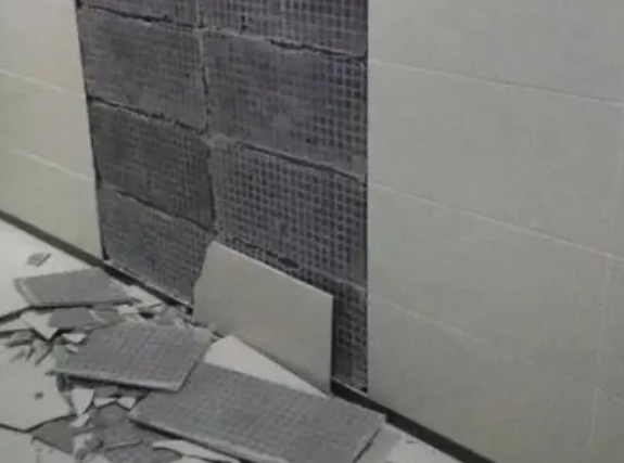 宁武瓷砖空鼓维修公司分享下宁武墙砖松动维修的知识